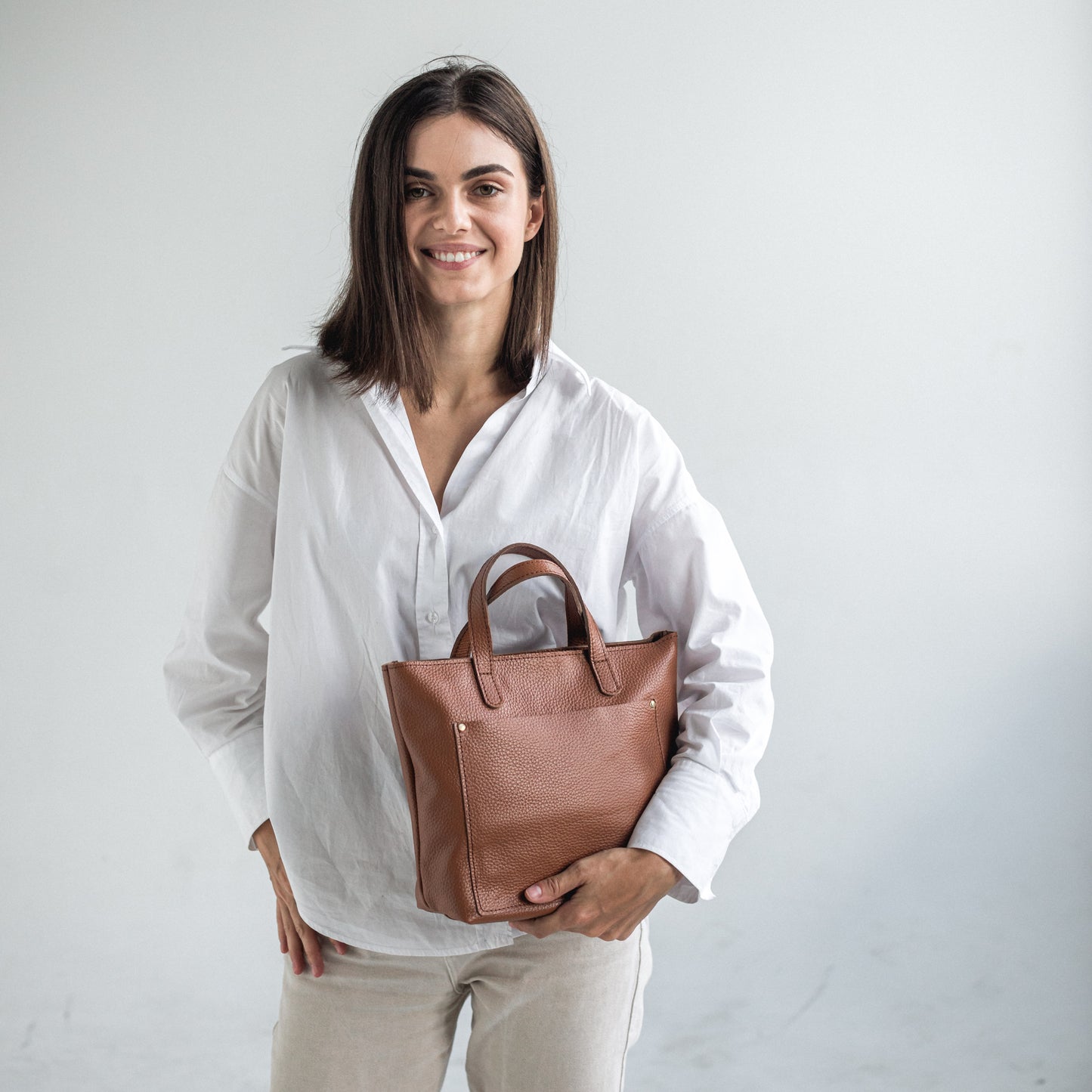 Brown pebbled leather tote bag 