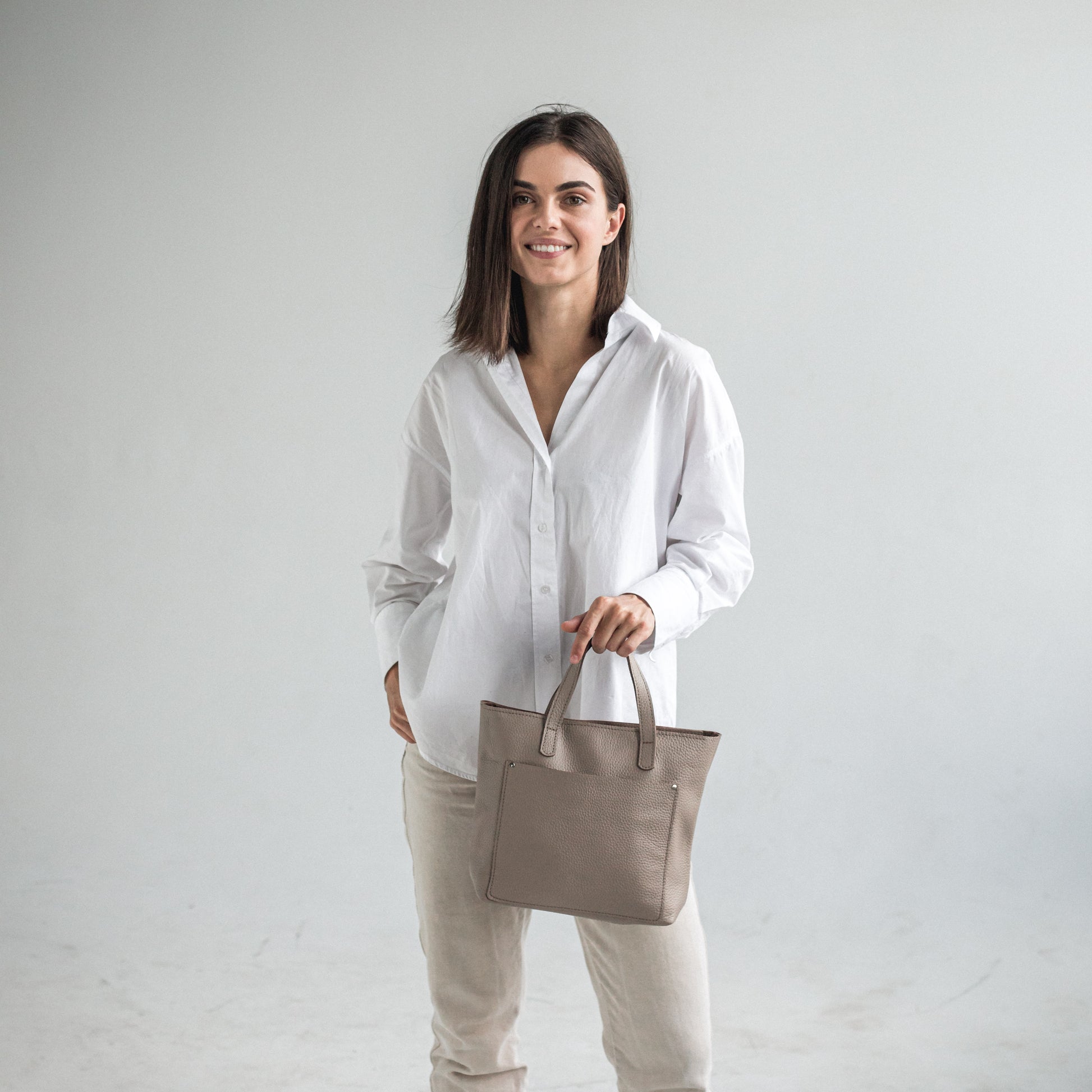 Leather mini tote bag with zipper 