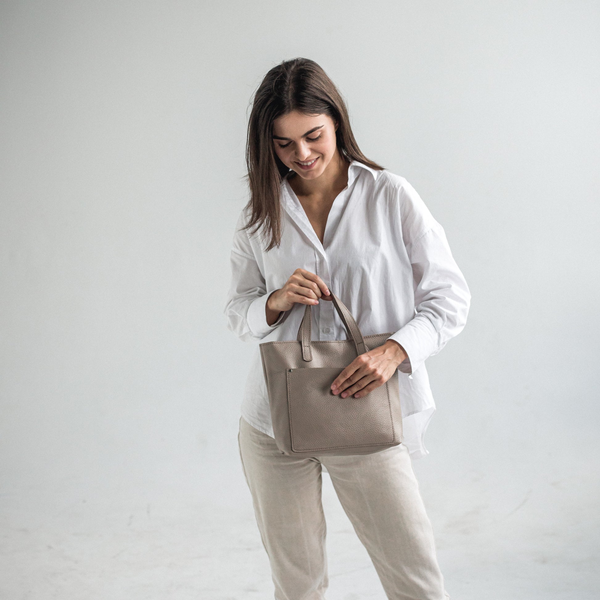 beige pebbled leather tote bag 