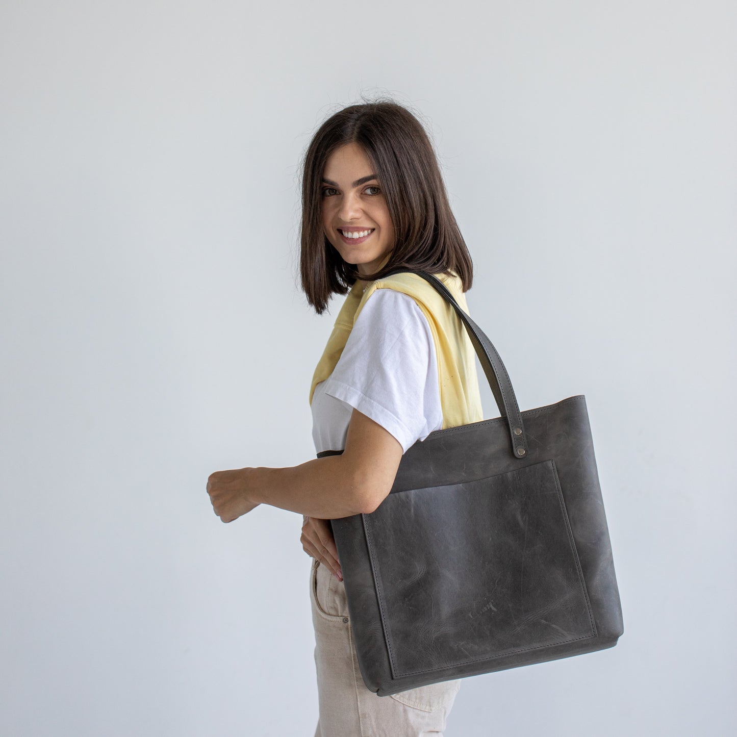 Gray leather tote bag 