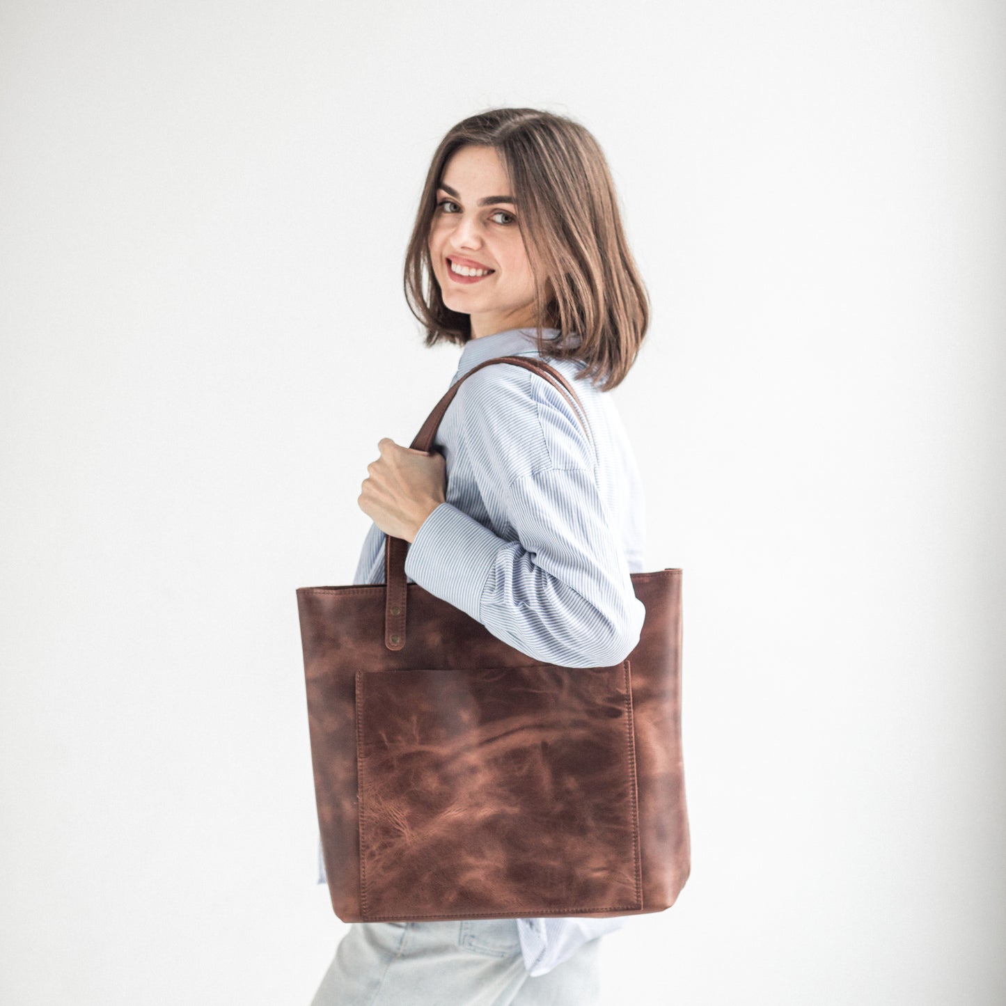 Leather shoulder tote bag 