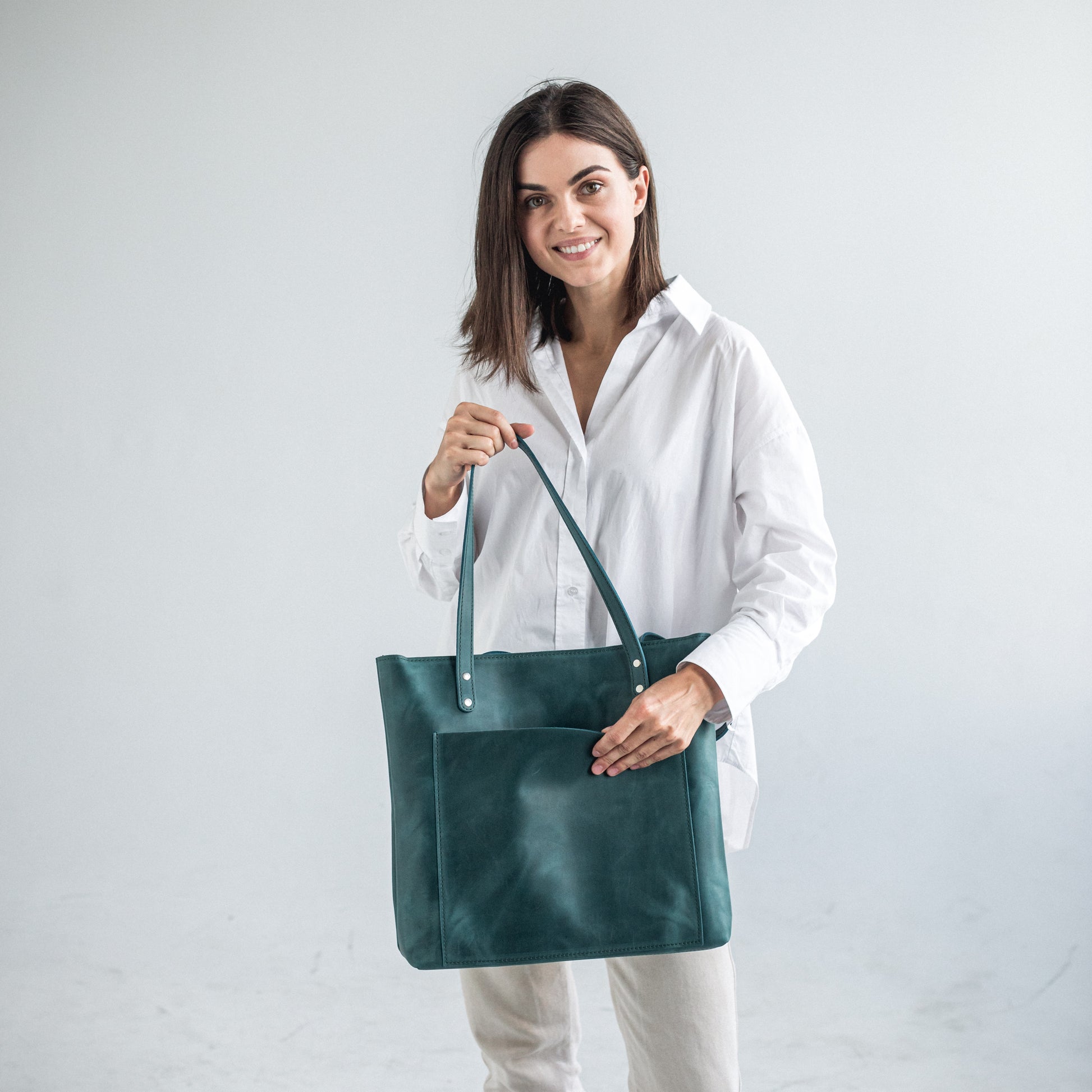 Women leather tote bag 